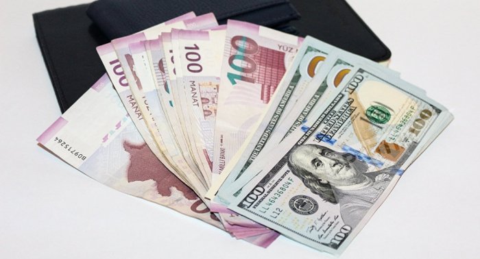 Milli Qəhrəmanlara verilən Prezident təqaüdü 300 manat artırıldı   
