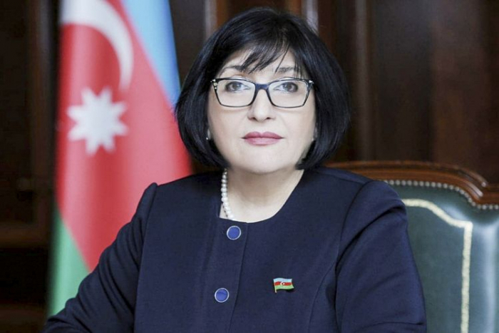   La présidente du parlement azerbaïdjanais partage une publication concernant la libération de Latchine  