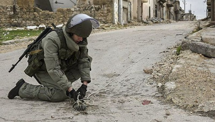   Las fuerzas de paz rusas neutralizan unos 1.000 explosivos en Karabaj  