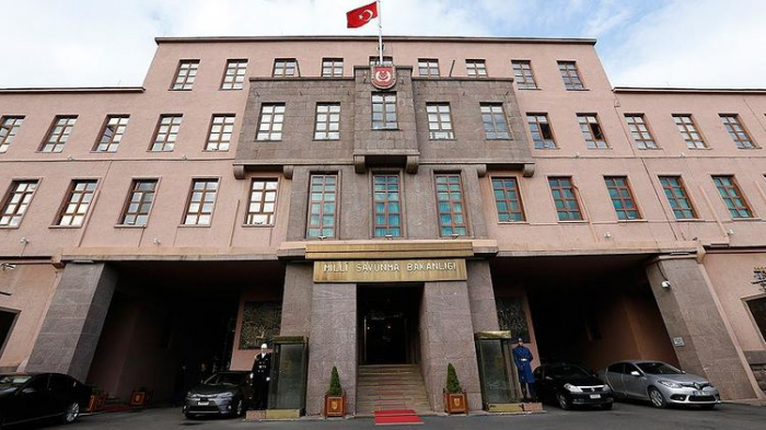  Türkisches Verteidigungsministerium gratuliert Aserbaidschan 