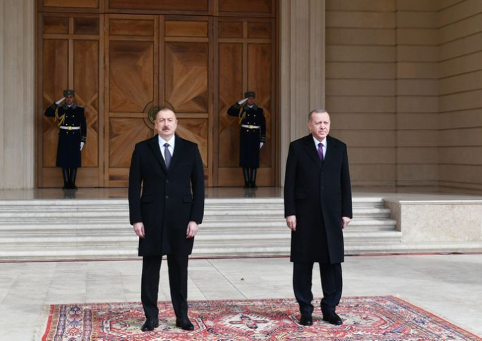   Offizielle Begrüßungszeremonie für den türkischen Präsidenten in Baku  