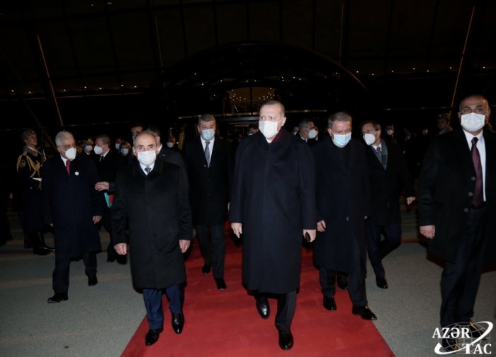  Turkish President Erdogan completes official visit to Azerbaijan 