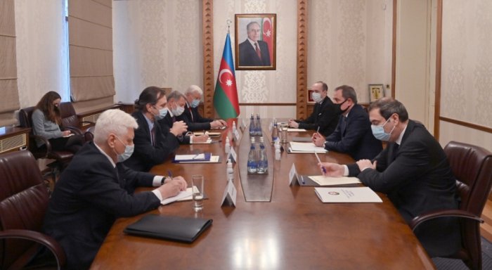  Azerbaijan FM met with OSCE Minsk Group co-chairs 