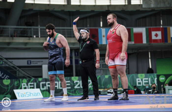  Des lutteurs azerbaïdjanais ont remporté trois médailles à la Coupe du monde individuelle 