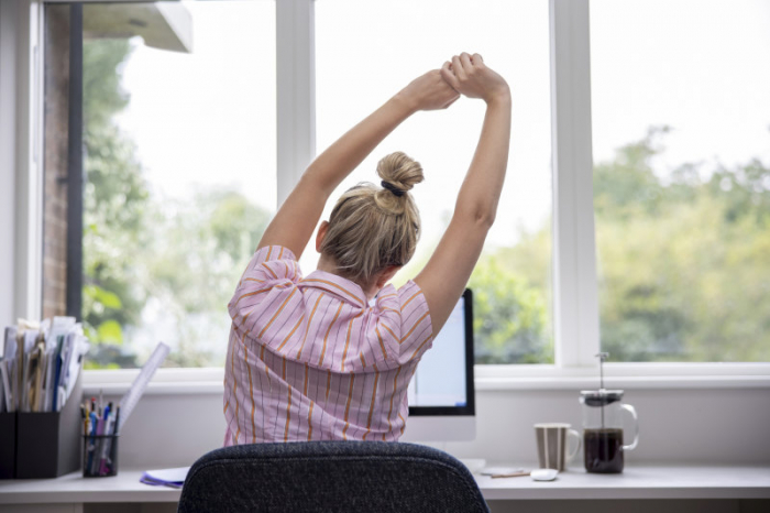  Why does back cracking feel so good? -  iWONDER  