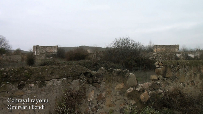   Le ministère azerbaïdjanais de la Défense diffuse   une vidéo   du village d