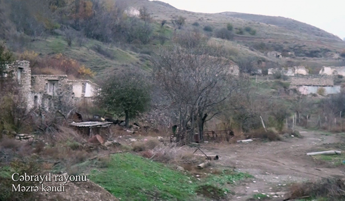  Le ministère de la Défense diffuse  une vidéo du village de Mazra 