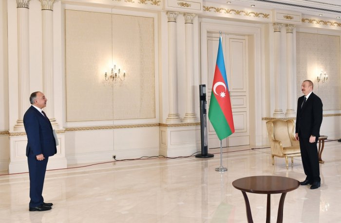  Presidente recibe credenciales de nuevo embajador -  FOTOS  