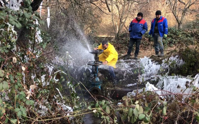   Trinkwasser aus der zweiten Quelle an Schuscha geliefert -   FOTOS    