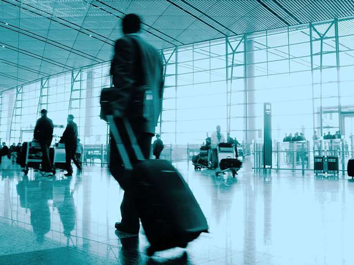 Decrease observed in number of Azerbaijani citizens traveling abroad in 2020