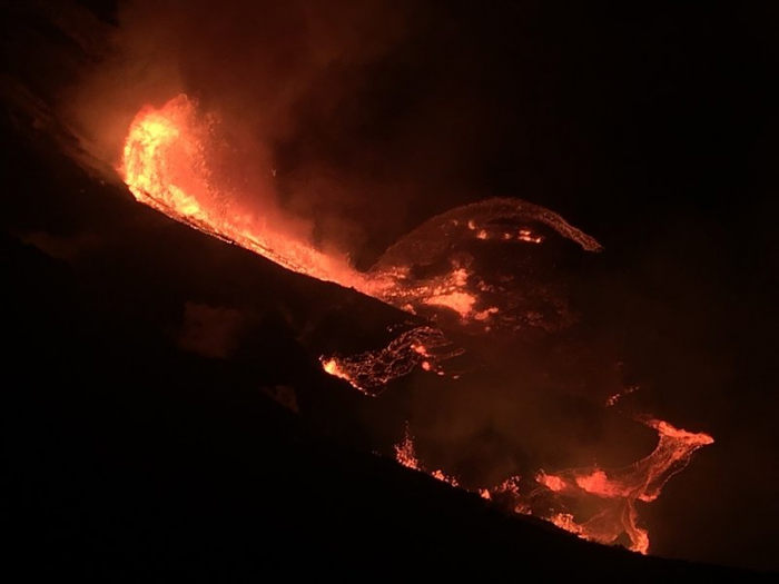 Kilauea volcano erupts on Hawaii’s Big Island