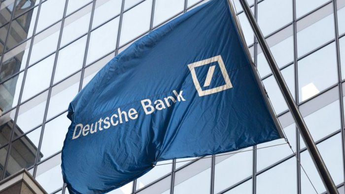 Trumps Vertraute kündigt bei der Deutschen Bank