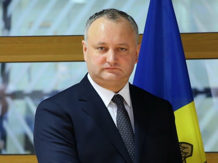   Igor Dodon felicita a Ilham Aliyev  