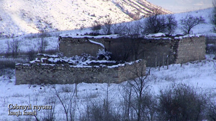   Bilder von Dschabrajils Isagli-Dorf   - VIDEO    