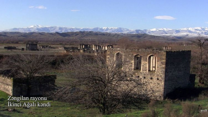   Videoaufnahmen des Ikindschi Agali-Dorfes in der Region Zangilan  