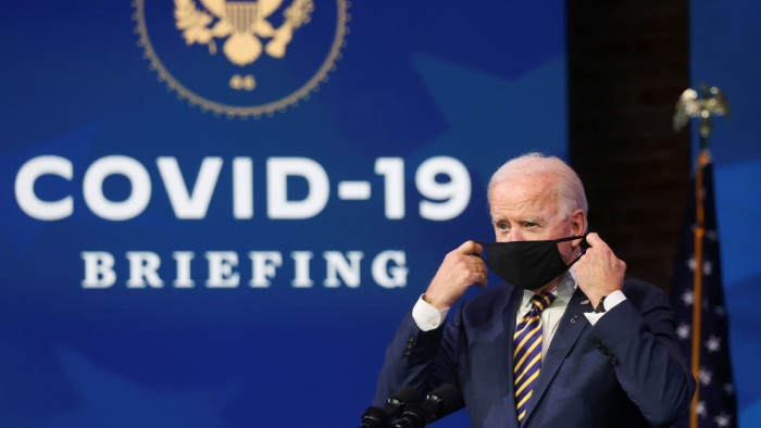 Biden recurrirá a una ley de tiempos de guerra para acelerar la vacunación en EE.UU.