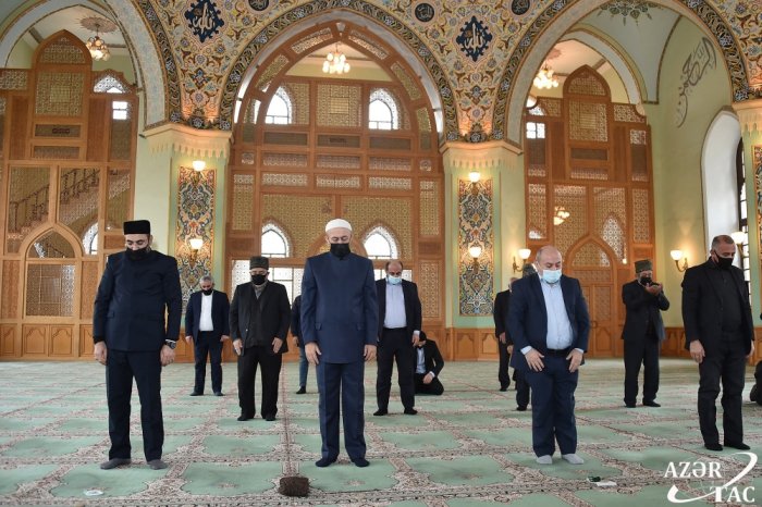 Patriotic War martyrs commemorated at Tazapir mosque