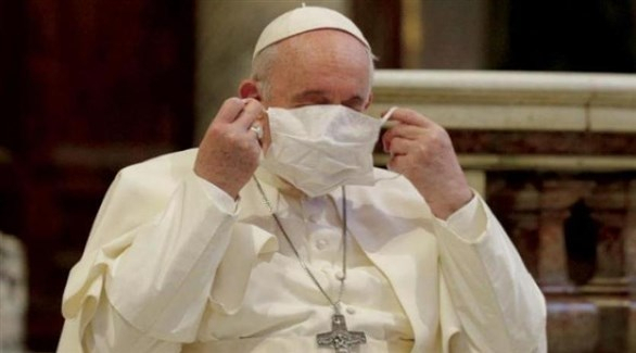 بابا الفاتيكان يلغي قداسات رأس السنة لأسباب صحية