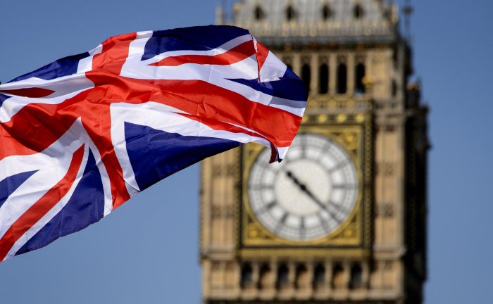    40-dan çox ölkə Britaniyaya uçuşları dayandırdı   