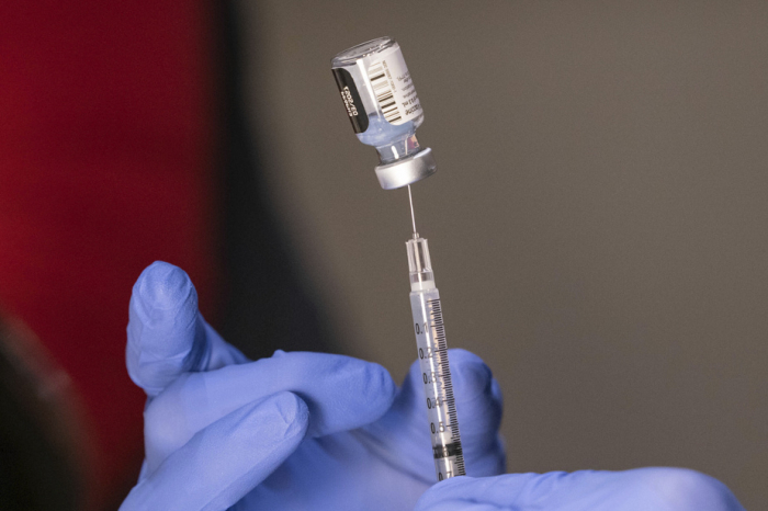 Twitter veut faire supprimer les messages trompeurs sur les vaccins anti-Covid