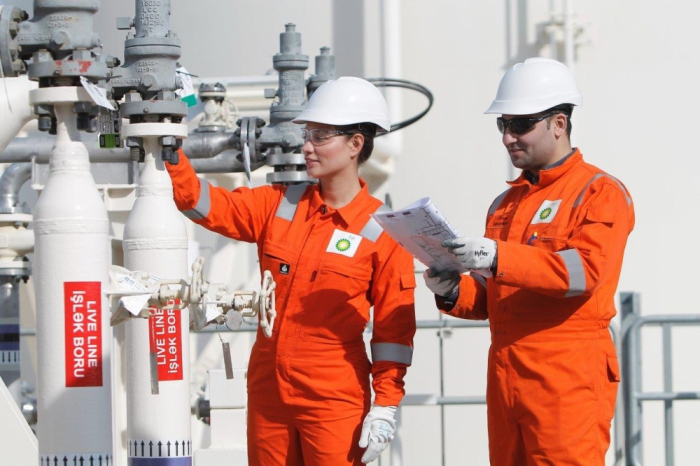 Azerbaiyán redujo el transporte de petróleo por oleoducto en un 10%