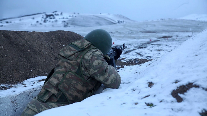  Ordumuzun bölmələri döyüş atışları keçirir -  VİDEO+FOTOLAR  