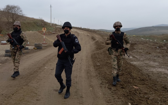  Polizei überwacht die Sicherheit in Chodschavend 