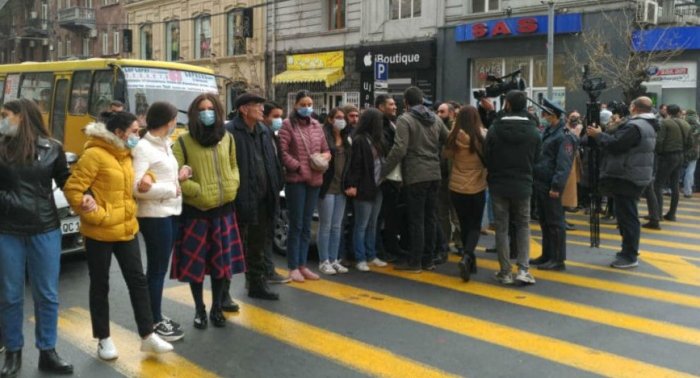 Ermənistan müxalifəti əhalini itaətsizlik aksiyasına çağırdı 