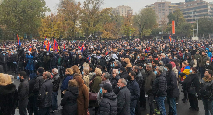 Armenian opposition gives Armenia’s PM time till December 8 to resign  
