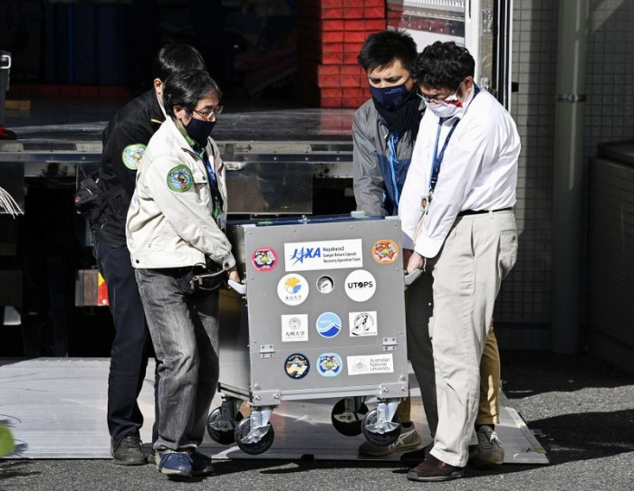 Samples from asteroid more than hoped for, Japan researchers say