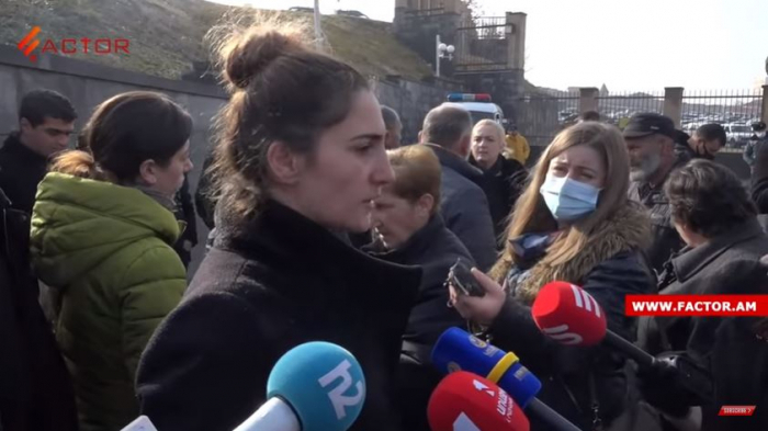   Eltern vermisster armenischer Soldaten protestieren   - VIDEO    