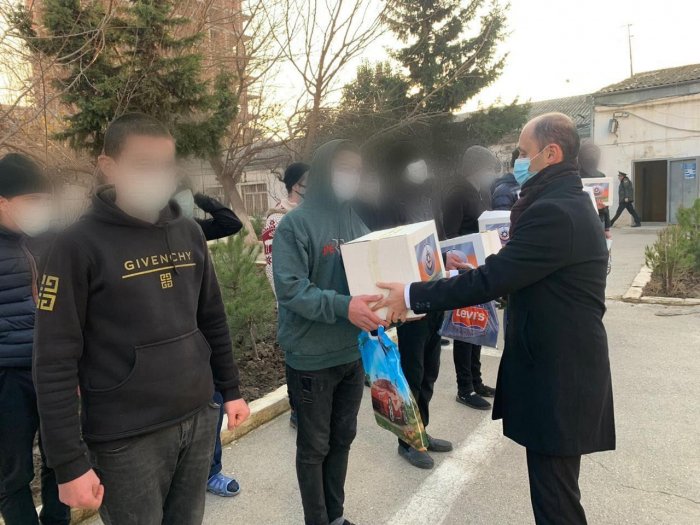 Ombudsmanın təşəbbüsü ilə müəssisələrə baş çəkilir