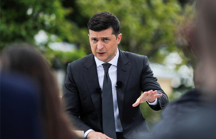 “Donbasdakı qoşunların geri çəkilməsində yeni mərhələyə hazırıq” -  Zelenski  