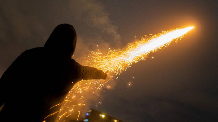 Feuerwerkskörper reißt Mann "den Kopf ab"