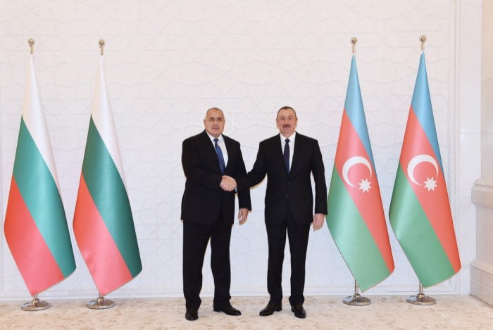   رئيس الوزراء لبلغاريا يتصل مع إلهام علييف  