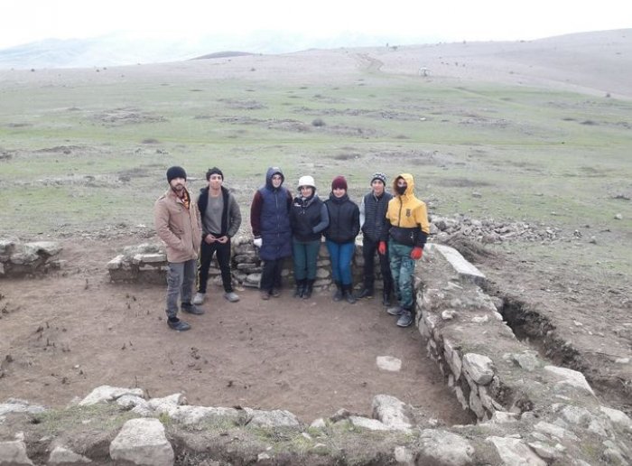    Beşbarmaq qalasının 4 qala bürcündən ikisi aşkarlanıb -  FOTOLAR     