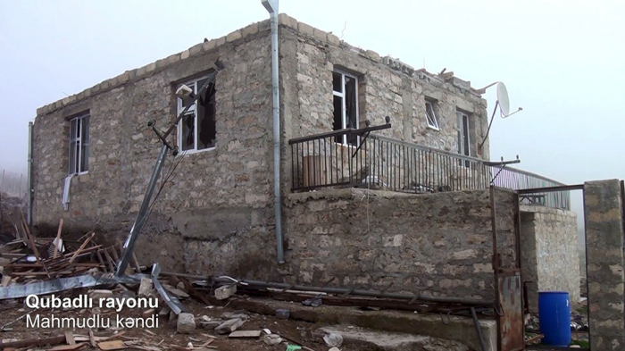   Videoaufnahmen des Mahmudlu-Dorfes in Gubadli  