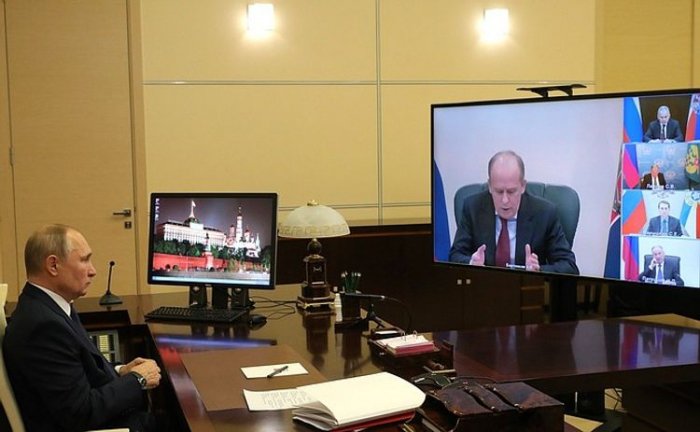   Putin holds meeting on Nagorno-Karabakh region  