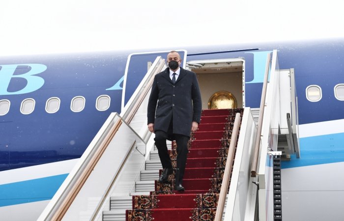  President Ilham Aliyev arrives in Moscow for working visit 