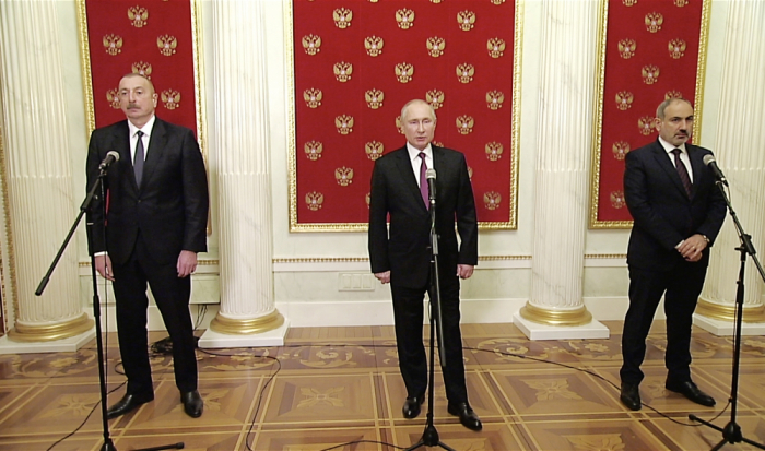   Russischer Präsident, aserbaidschanischer Präsident und armenischer Premierminister gaben Presseerklärungen ab  
