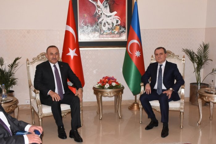   Azerbaijani, Turkish FMs meet in Pakistan  
