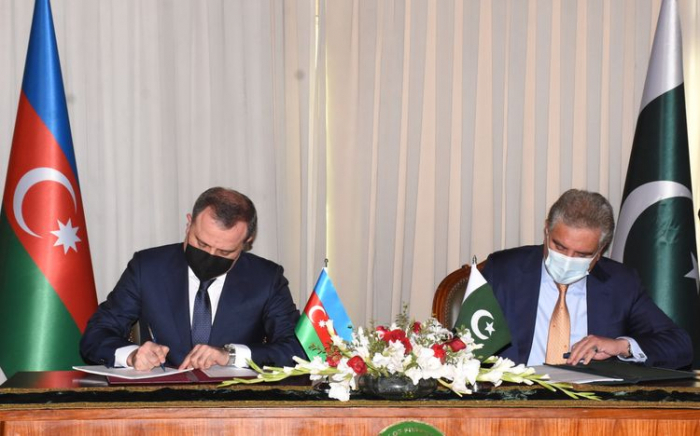   توقيع على اتفاقية بين اذربيجان وباكستان  
