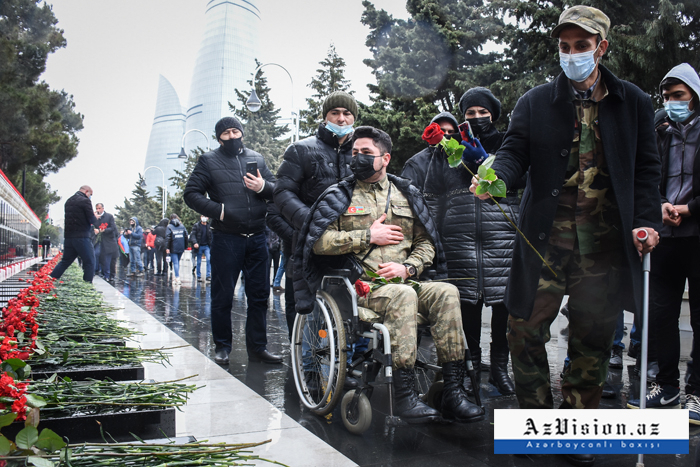  Le peuple azerbaïdjanais commémore la mémoire des martyrs du 20 Janvier -  PHOTOS  
