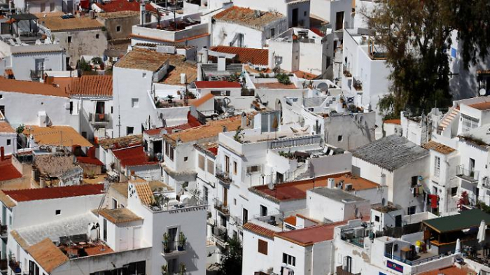 Ibiza wird wegen hoher Fallzahlen abgeriegelt