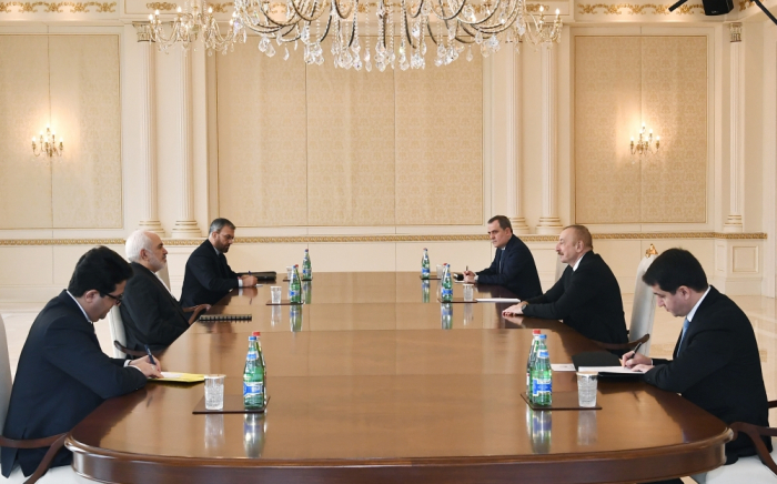  Ilham Aliyev recibe al canciller iraní  