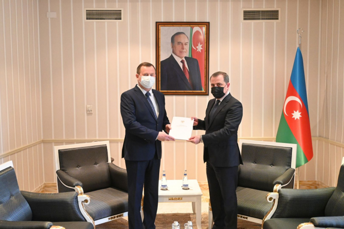 Azerbaijani FM discusses relations with Belarus with newly appointed ambassador