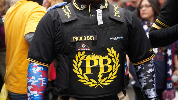 "Proud Boys" vor Bundesgericht angeklagt