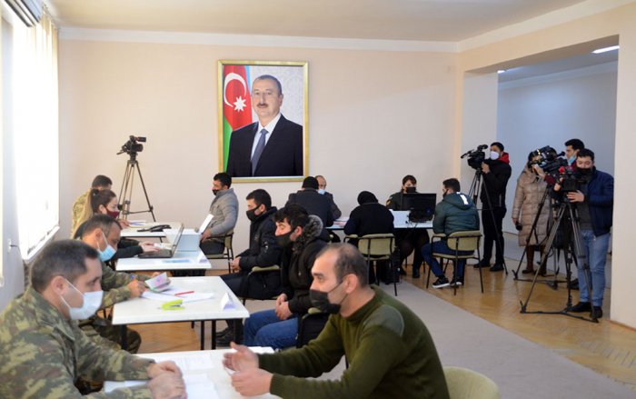 Tərxis edilənlərlə bağlı iki gündə 532 müraciətə baxılıb