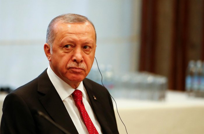 Ərdoğan canlı yayımda peyvənd olunacaq