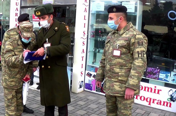    Hərbi geyimi qanunsuz daşıyanlara qarşı tədbirlər görülür -    VİDEO      